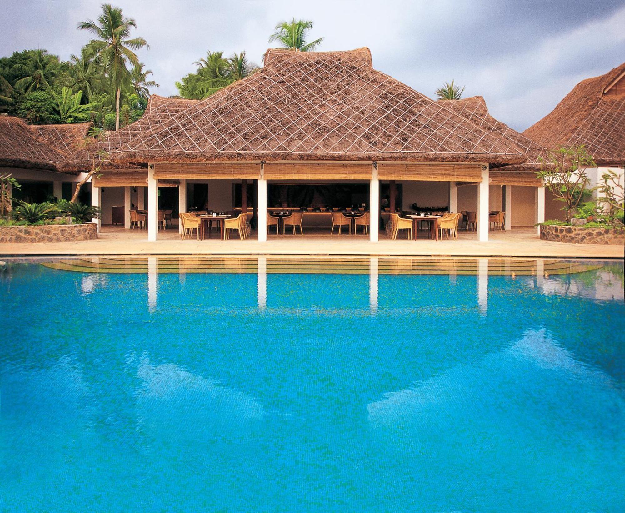 Taj Green Cove Resort And Spa Ковалам Экстерьер фото