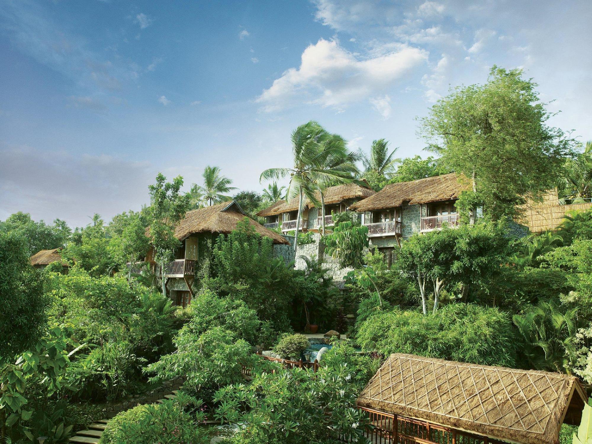 Taj Green Cove Resort And Spa Ковалам Экстерьер фото