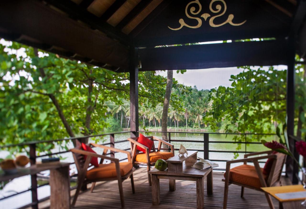 Taj Green Cove Resort And Spa Ковалам Экстерьер фото