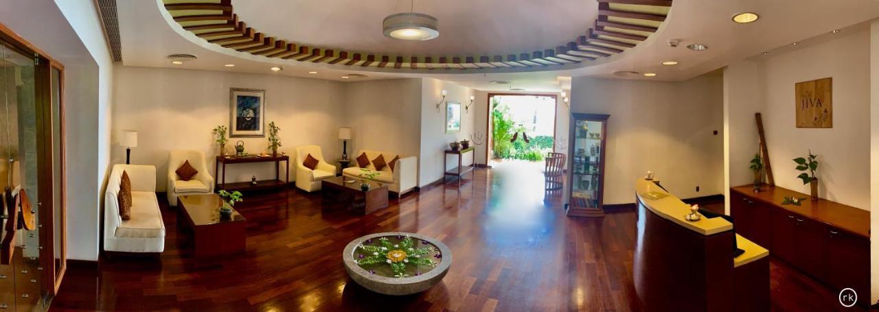 Taj Green Cove Resort And Spa Ковалам Экстерьер фото