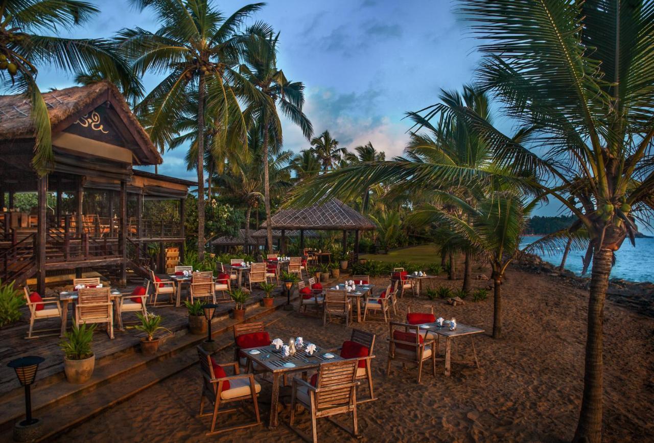 Taj Green Cove Resort And Spa Ковалам Экстерьер фото